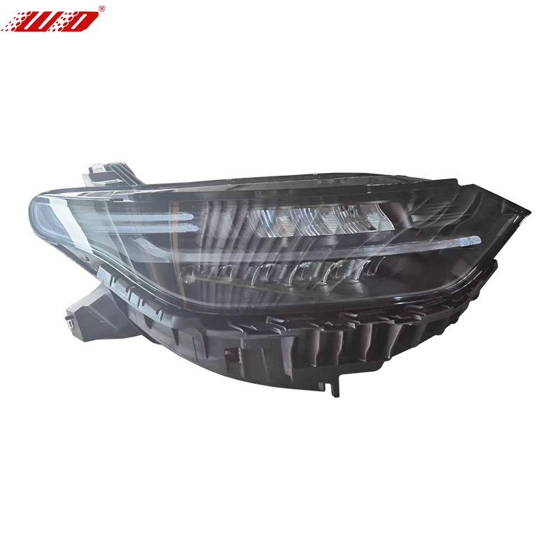 3.0.01.10.00422 3.0.01.10.00304 3.0.01.10.00426 - Original Leapmotor C11 højre forlygte